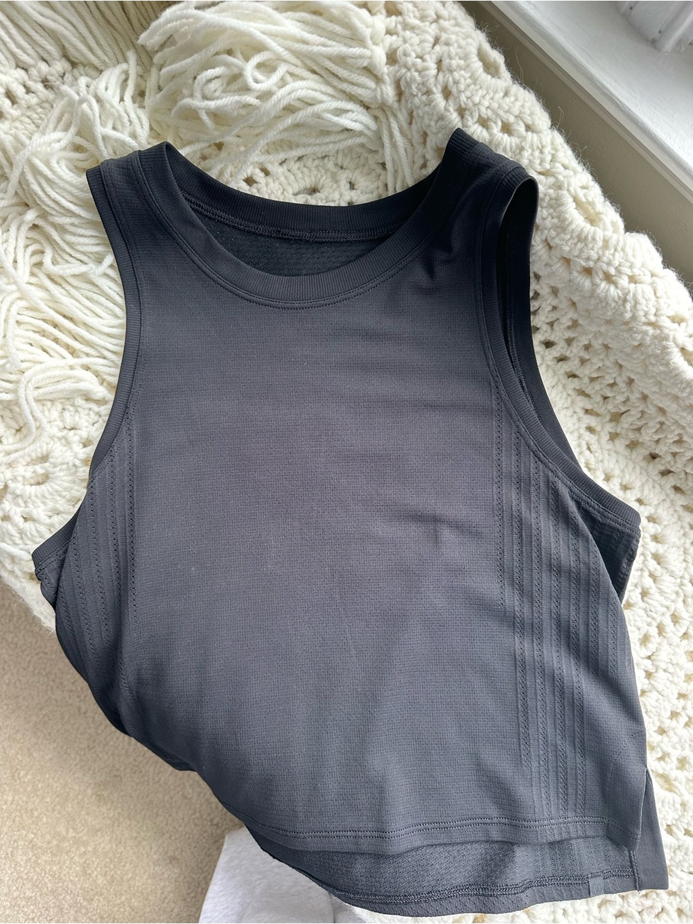 Lululemon High-Neck Tank Top